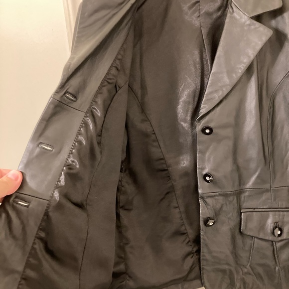 Genuine Leather Jacket w/ Rhinestone Buttons by Pamela McCoy. Size Large. Black - Picture 6 of 14